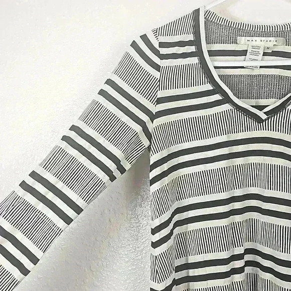 Max Studio Striped Long Sleeve V Neck Shirt - Picture 4 of 7